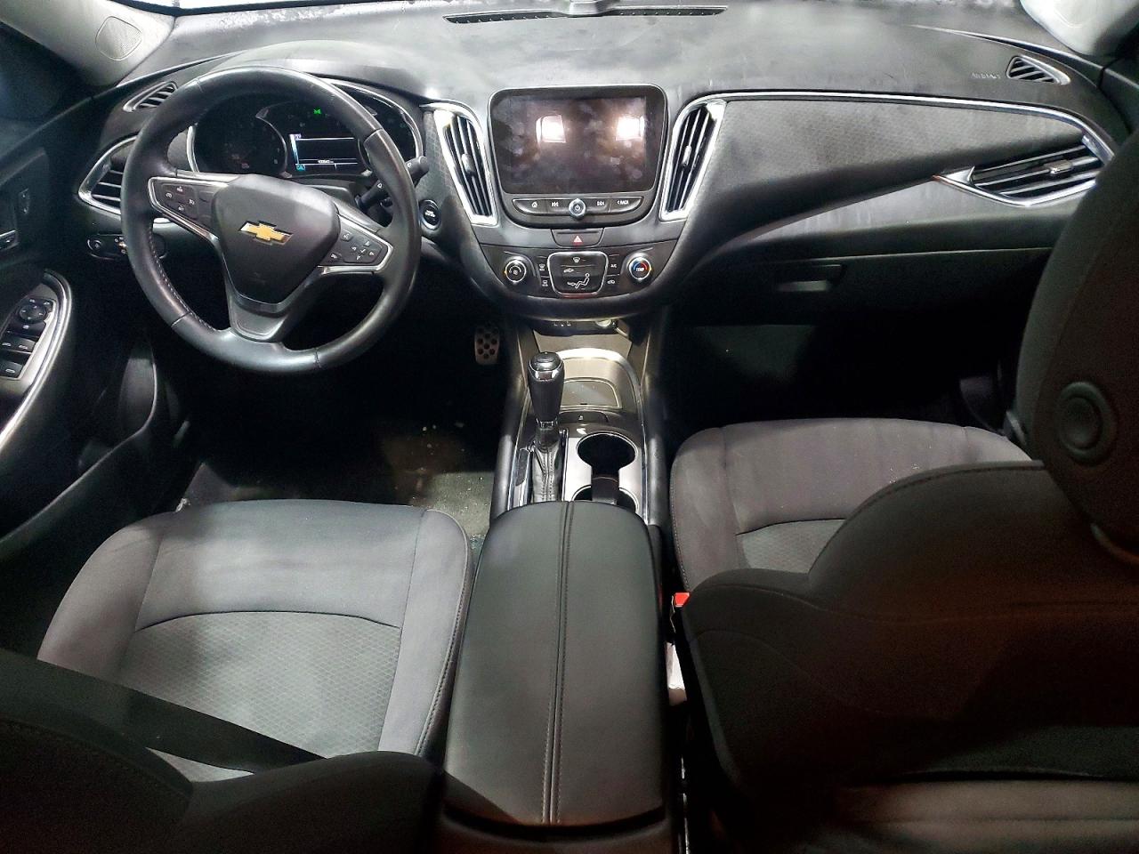 2017 CHEVROLET MALIBU LT photo 8