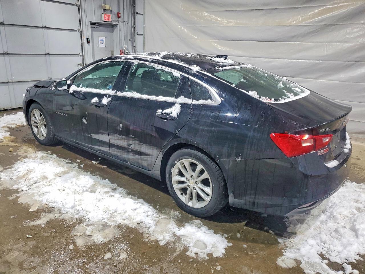 2017 CHEVROLET MALIBU LT photo 2