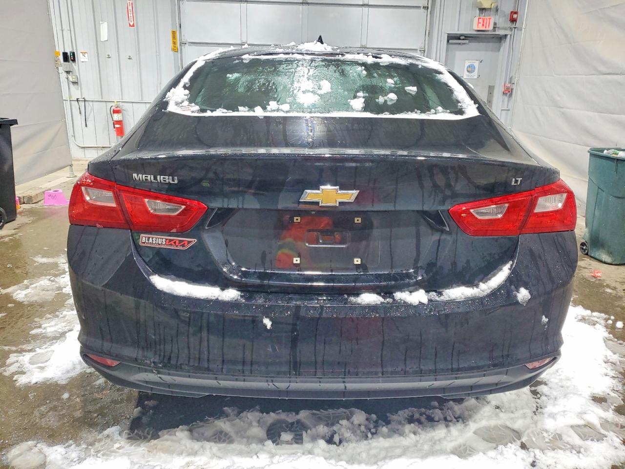 2017 CHEVROLET MALIBU LT photo 6