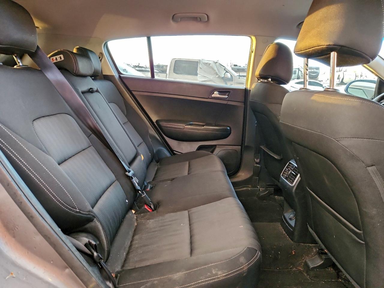 2017 KIA SPORTAGE LX photo 10