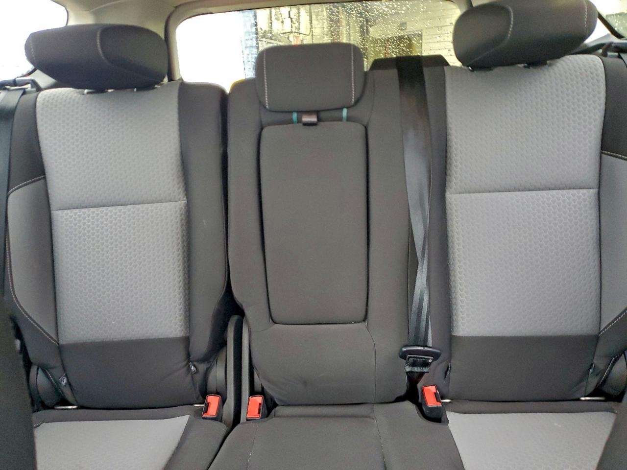 2017 FORD ESCAPE SE photo 10