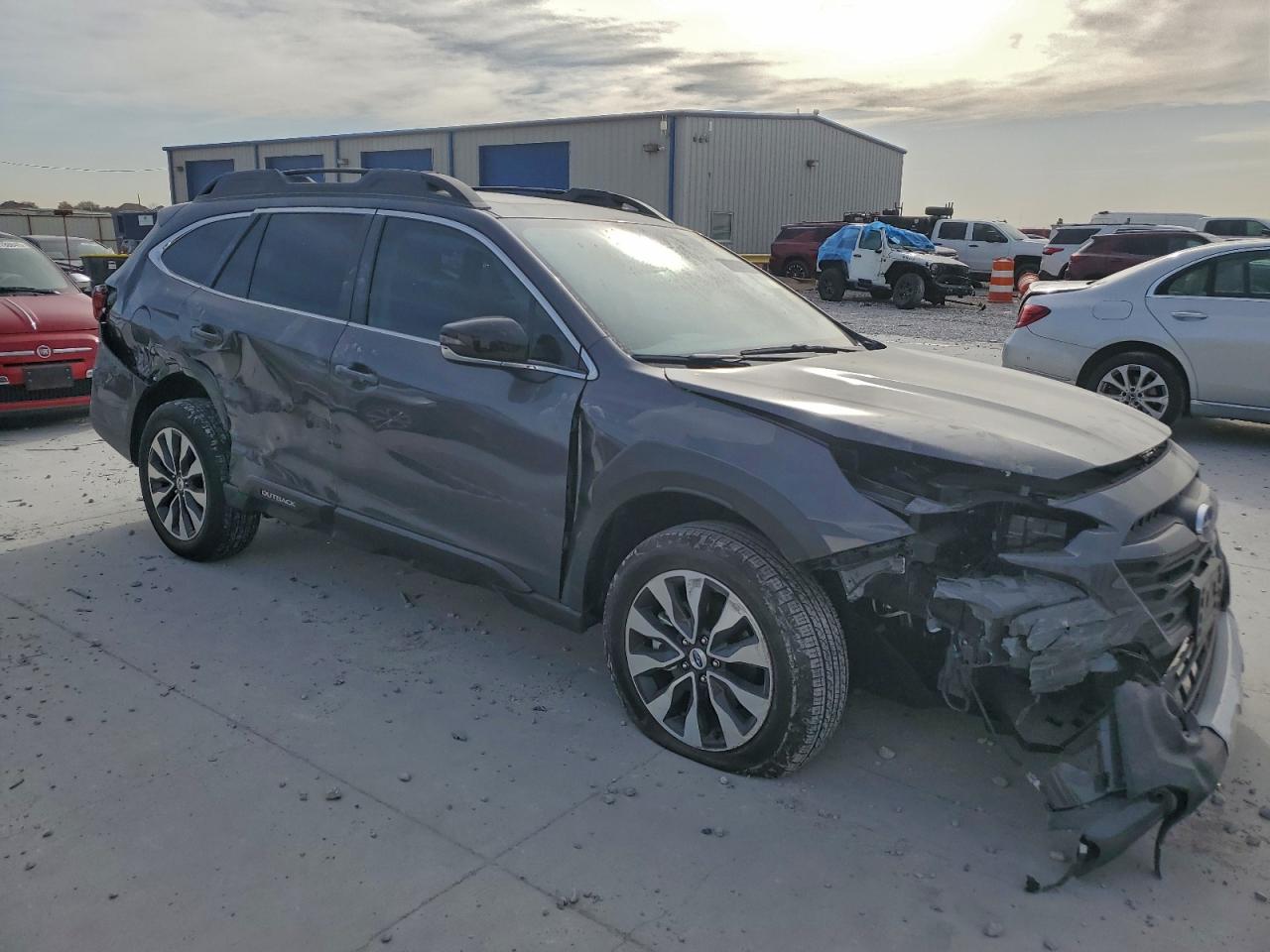 2025 SUBARU OUTBACK LIMITED photo 4