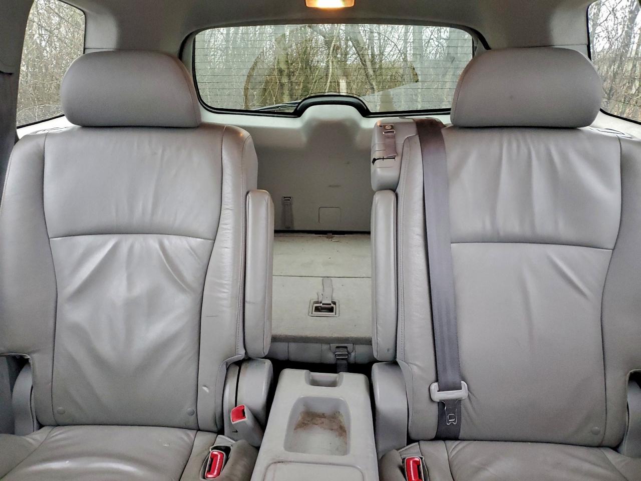 2010 TOYOTA HIGHLANDER LIMITED photo 10