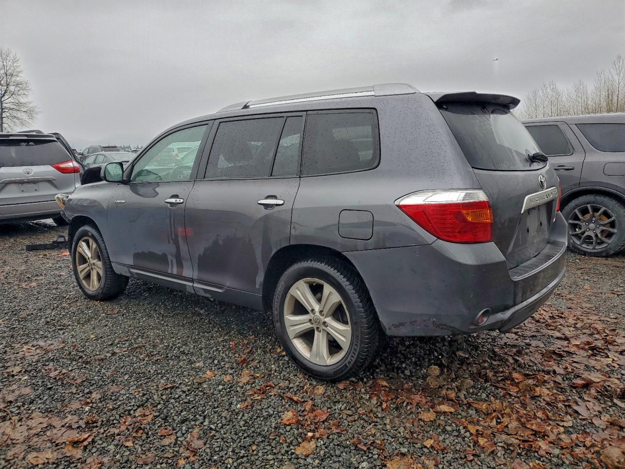 2010 TOYOTA HIGHLANDER LIMITED photo 2