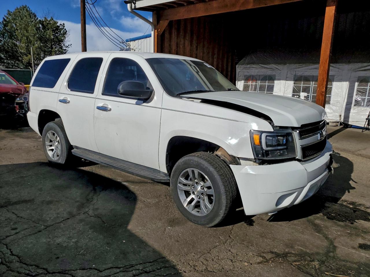 2011 CHEVROLET TAHOE K1500 photo 4