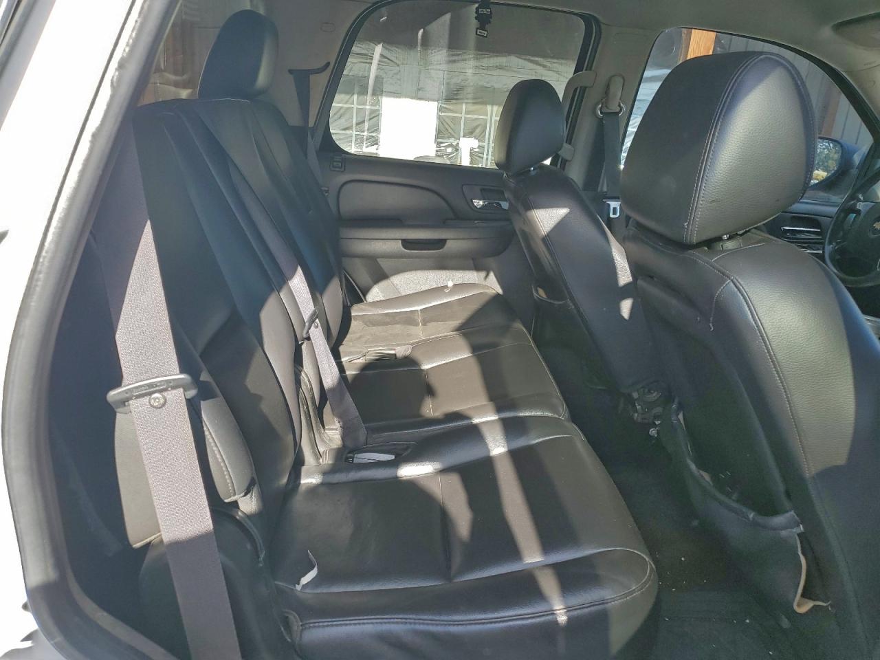 2011 CHEVROLET TAHOE K1500 photo 11
