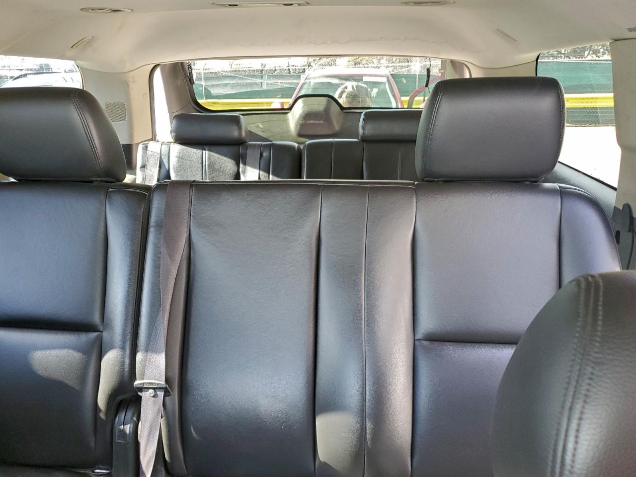 2011 CHEVROLET TAHOE K1500 photo 10