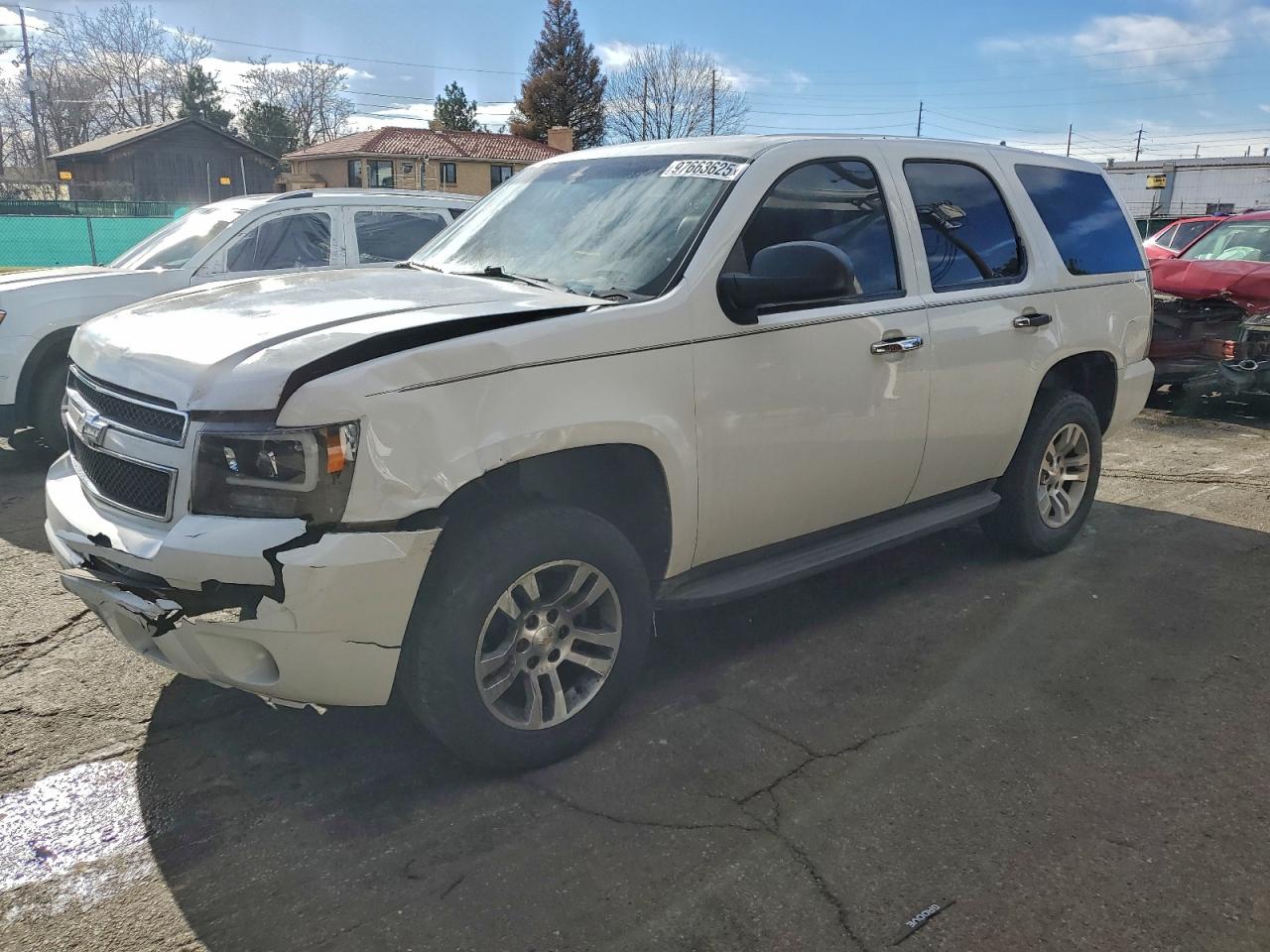 2011 CHEVROLET TAHOE