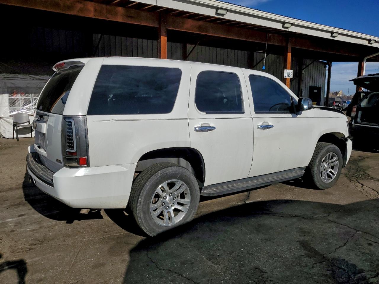 2011 CHEVROLET TAHOE K1500 photo 3