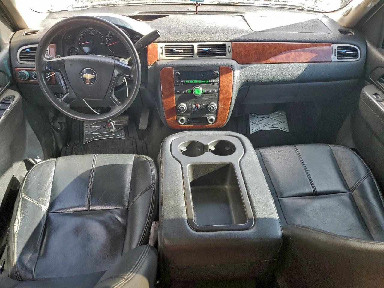 2011 CHEVROLET TAHOE K1500 photo 8