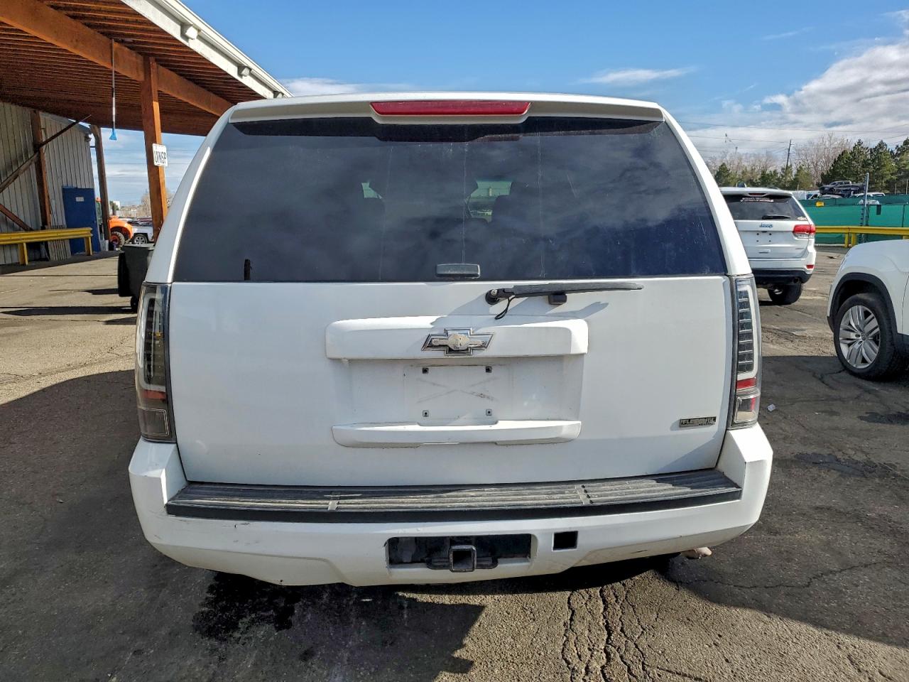 2011 CHEVROLET TAHOE K1500 photo 6