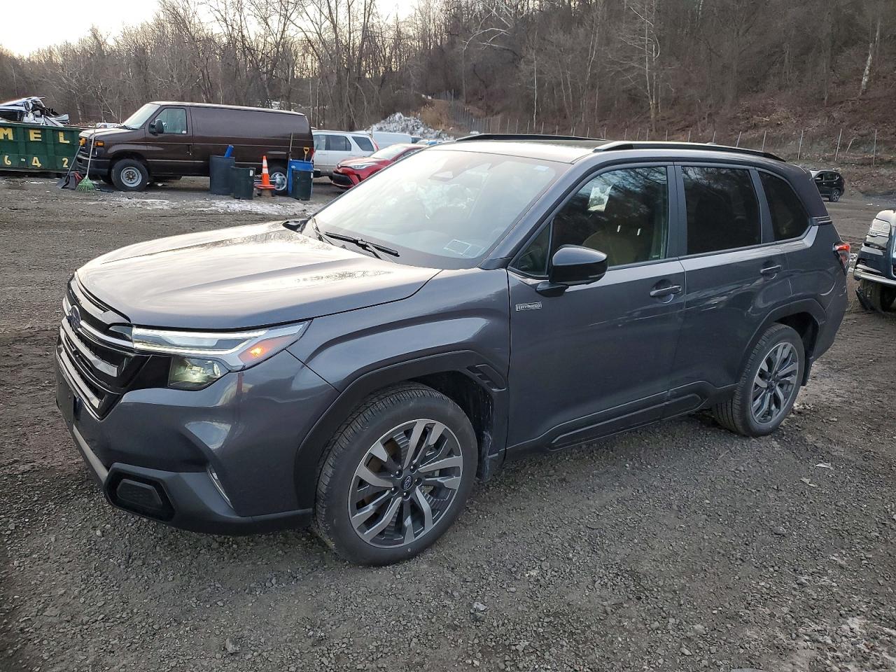 2025 SUBARU FORESTER