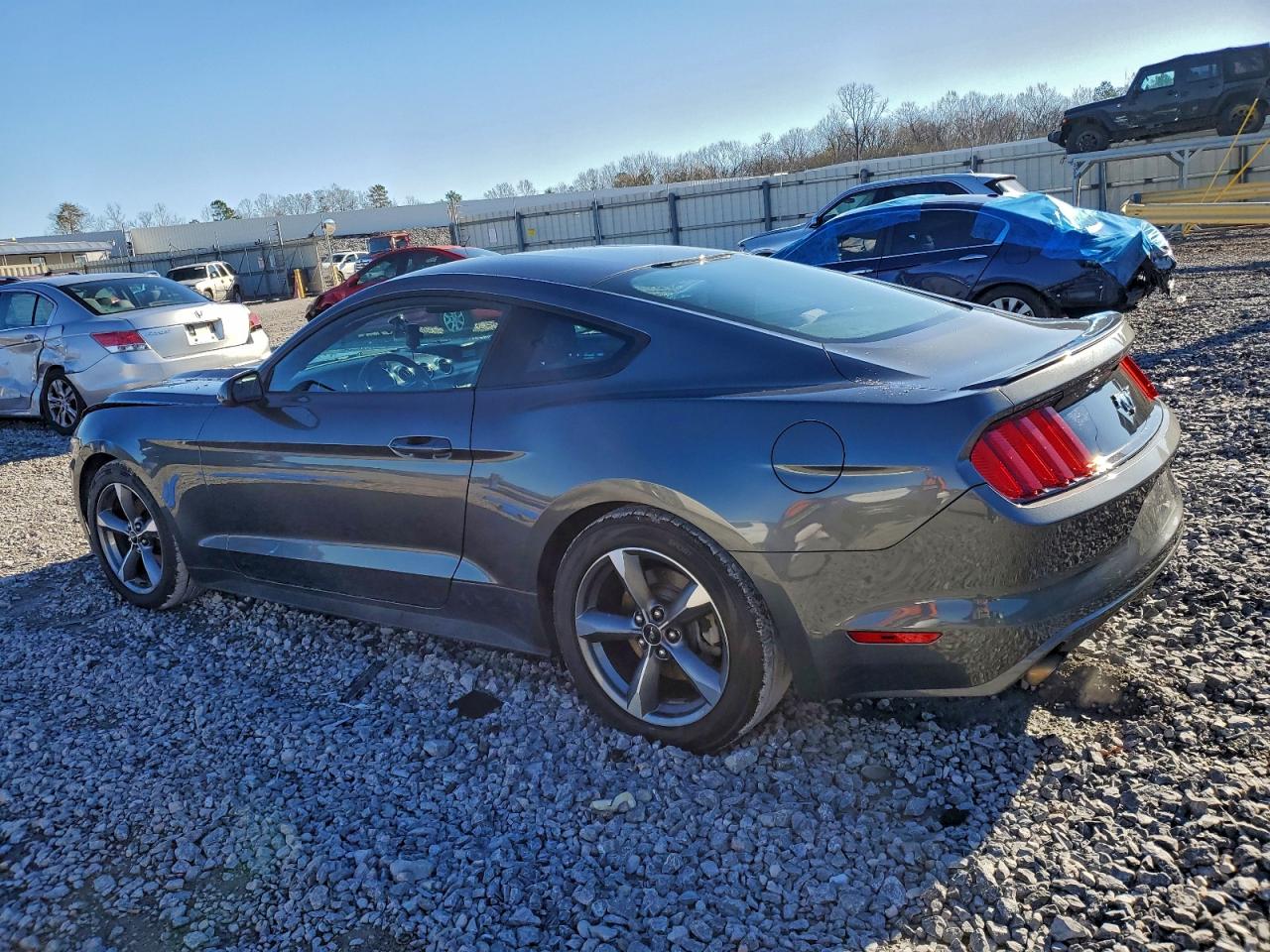 2017 FORD MUSTANG photo 2