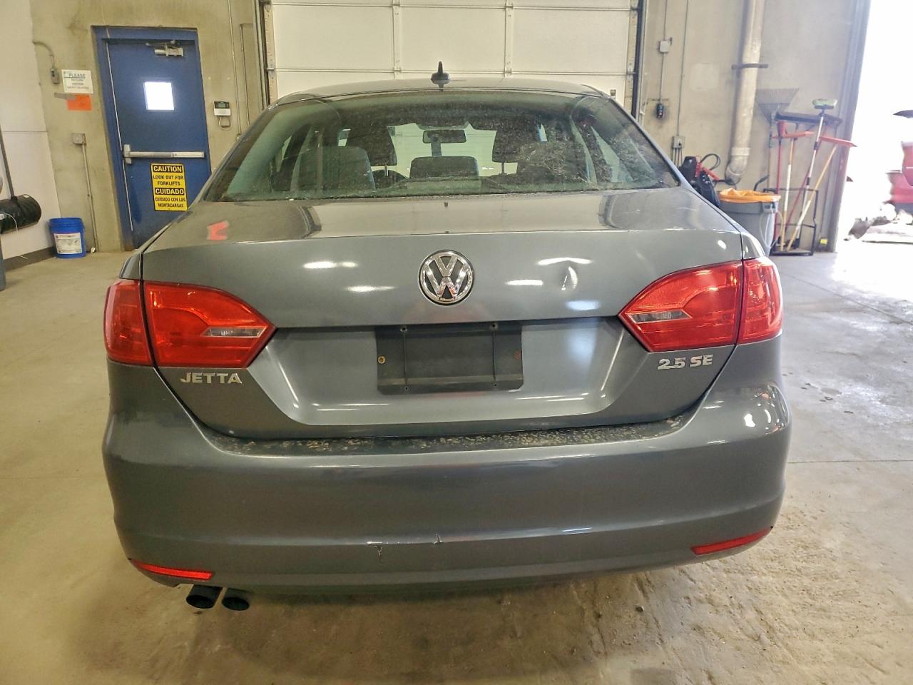 2011 VOLKSWAGEN JETTA SE photo 6