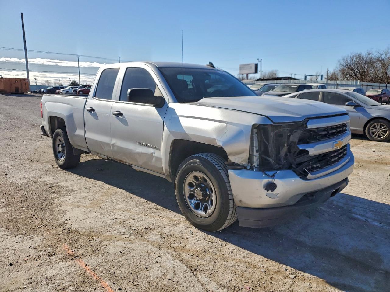 2017 CHEVROLET SILVERADO C1500 CUSTOM photo 4