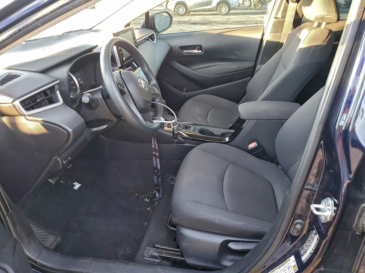 2020 TOYOTA COROLLA LE photo 7
