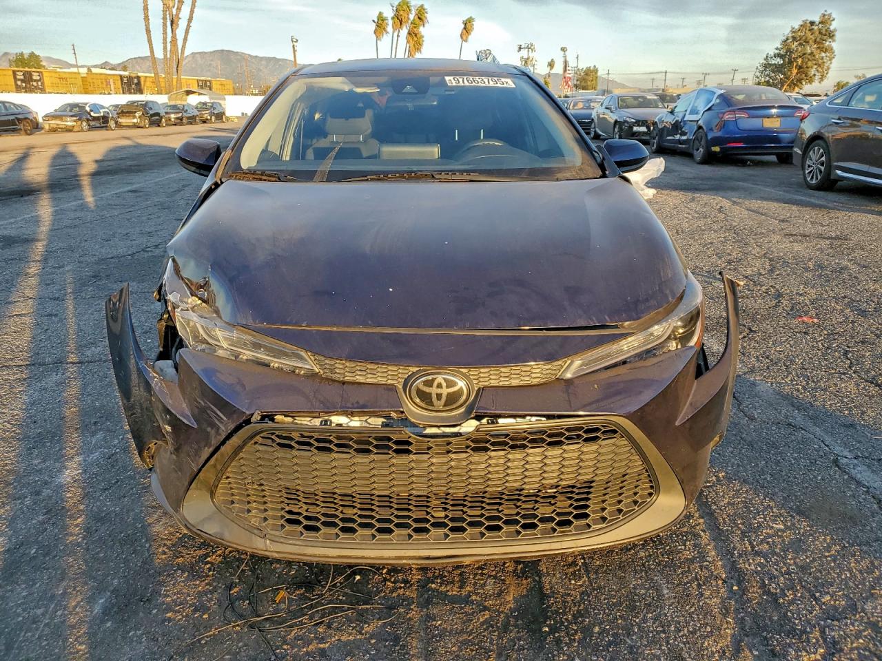 2020 TOYOTA COROLLA LE photo 5