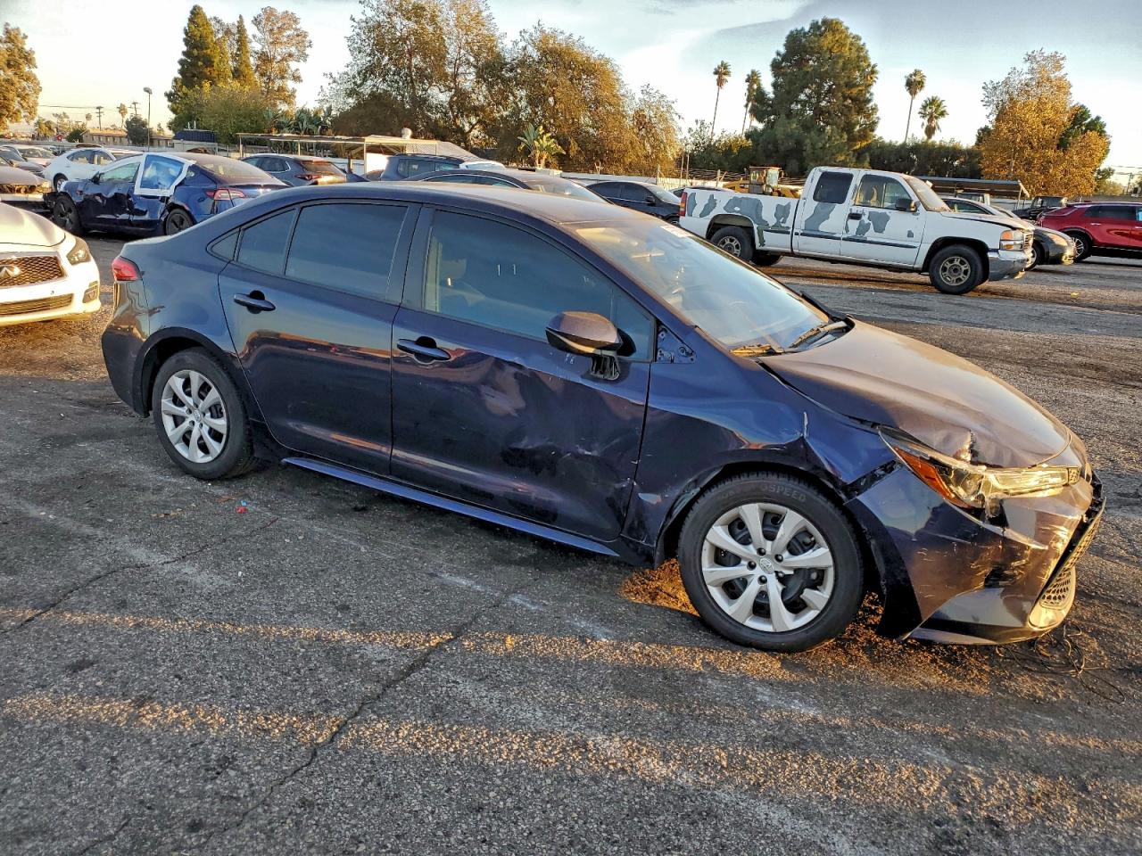 2020 TOYOTA COROLLA LE photo 4