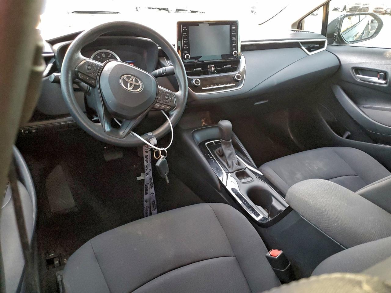 2020 TOYOTA COROLLA LE photo 8