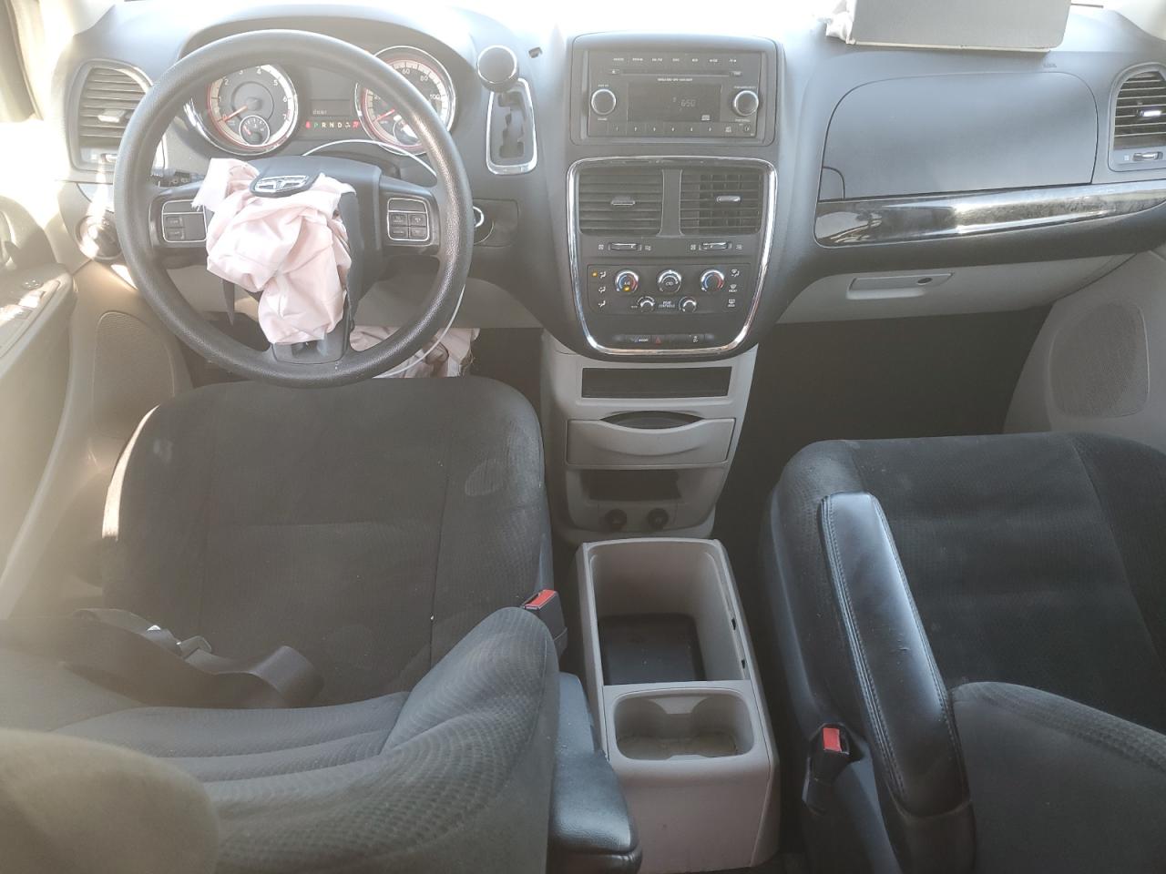 2015 DODGE GRAND CARAVAN SE photo 8