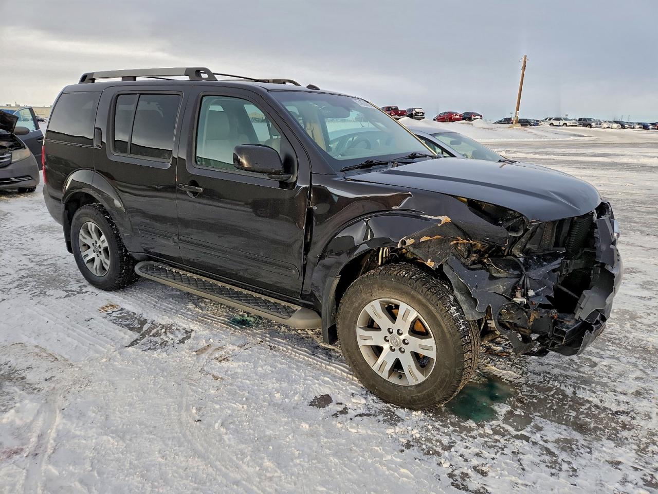 2012 NISSAN PATHFINDER S photo 4