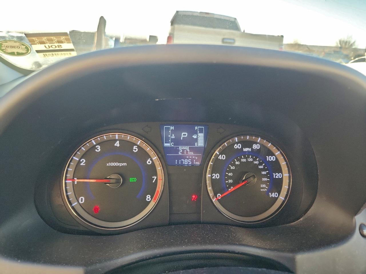2016 HYUNDAI ACCENT SE photo 9
