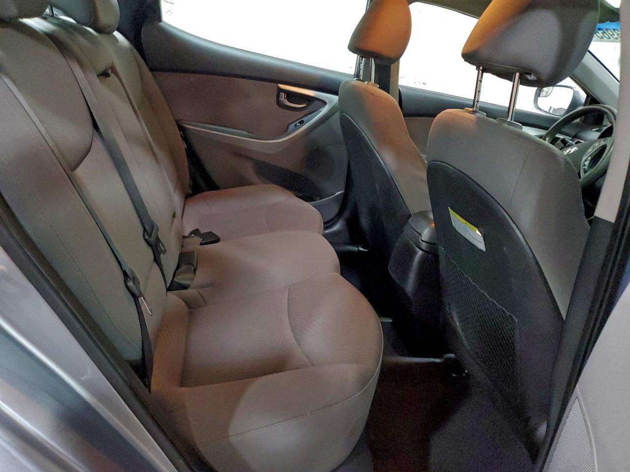 2015 HYUNDAI ELANTRA SE photo 10