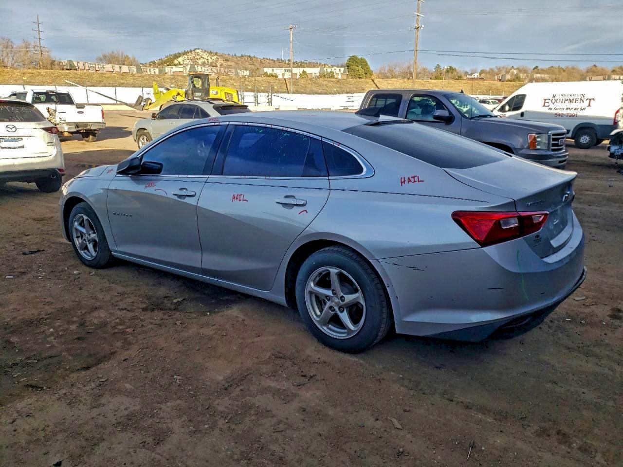 2016 CHEVROLET MALIBU LS photo 2