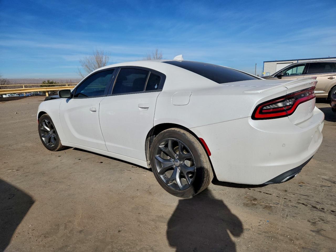 2016 DODGE CHARGER SXT photo 2