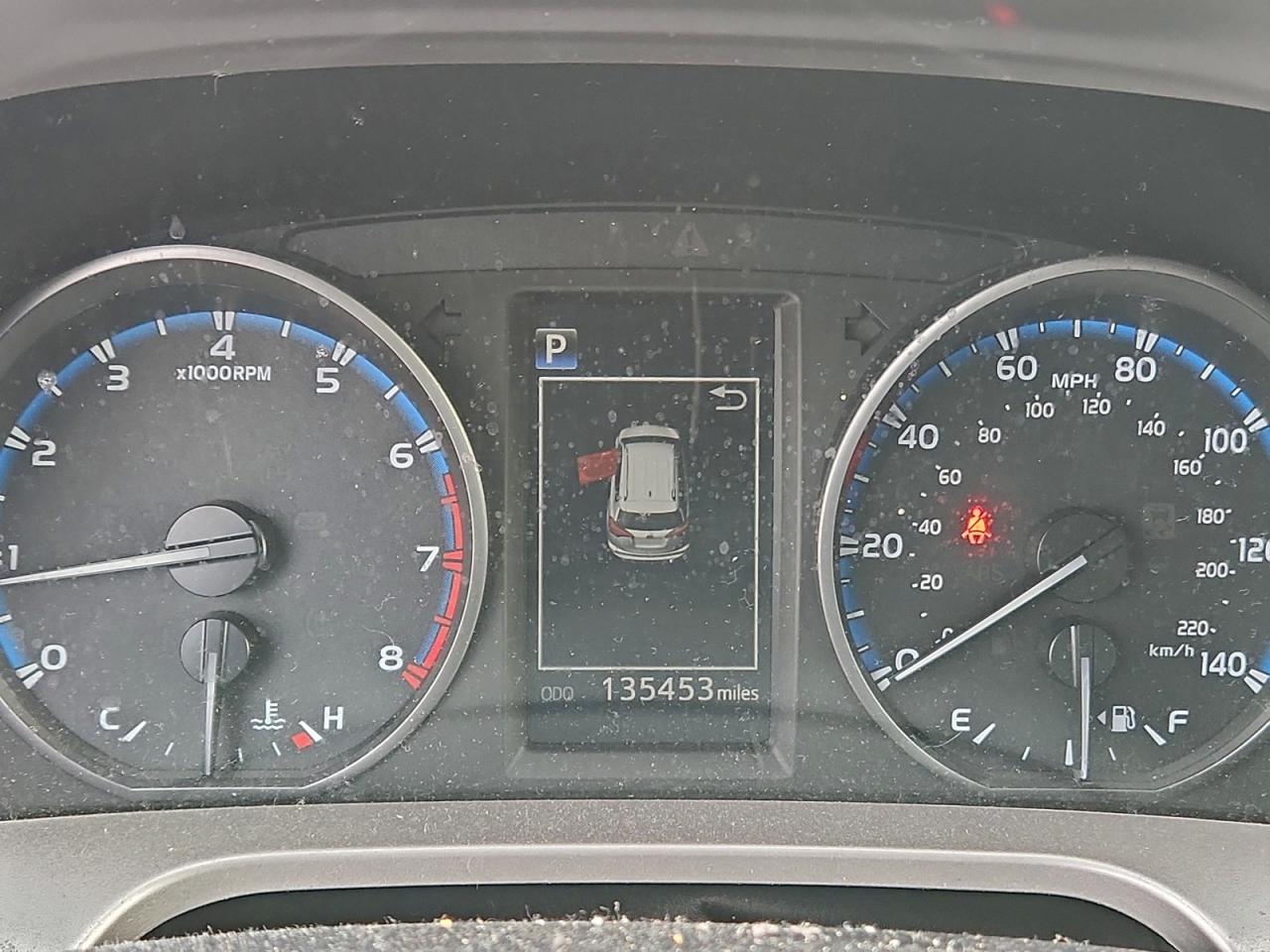 2018 TOYOTA RAV4 LE photo 9
