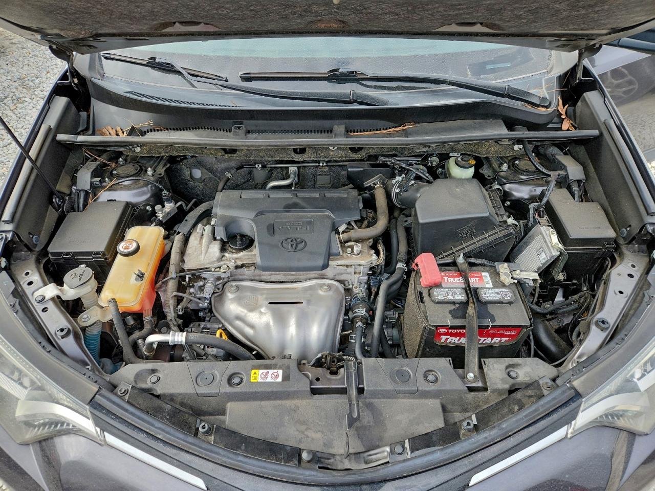 2018 TOYOTA RAV4 LE photo 12