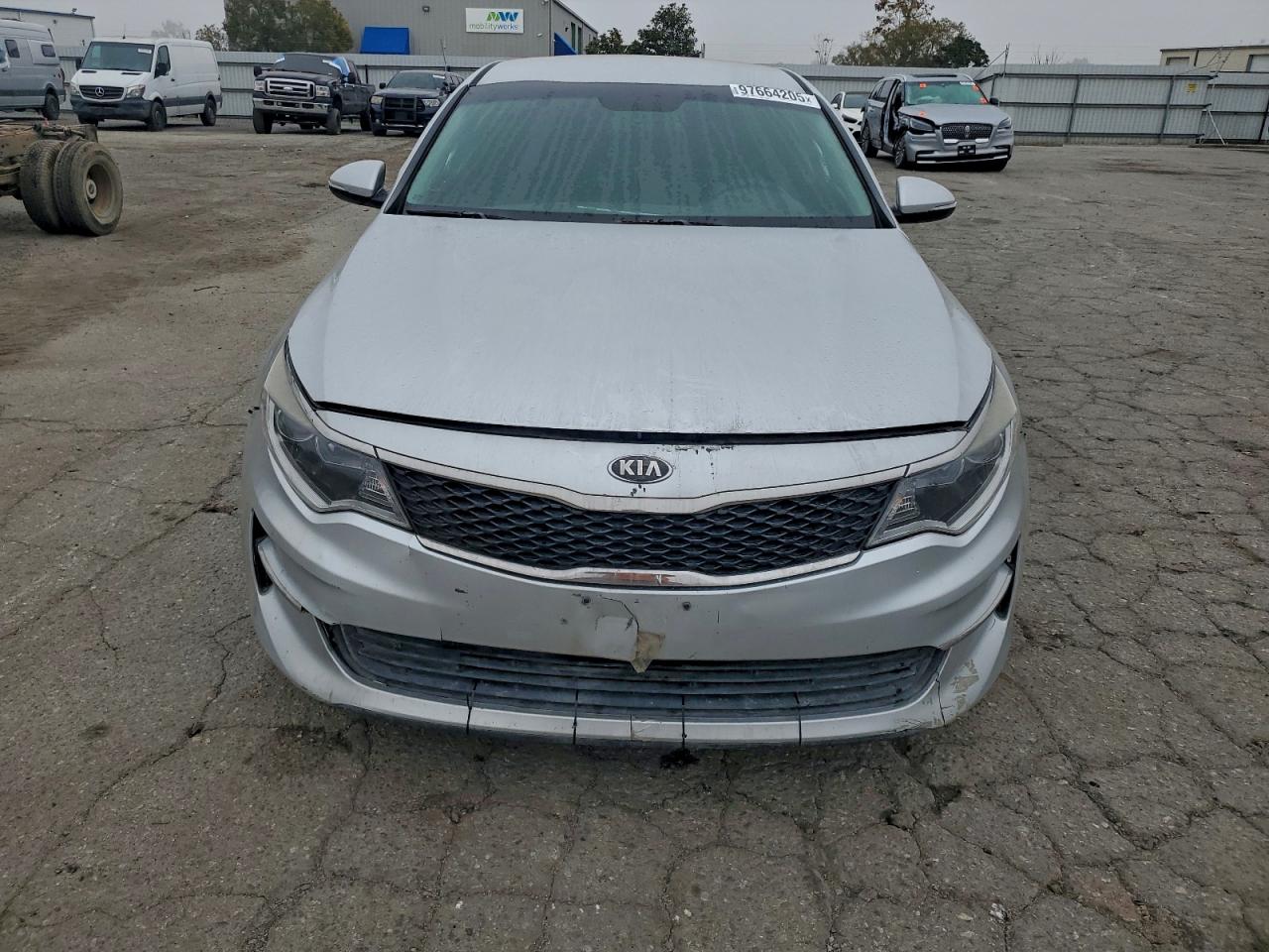 2016 KIA OPTIMA LX photo 5