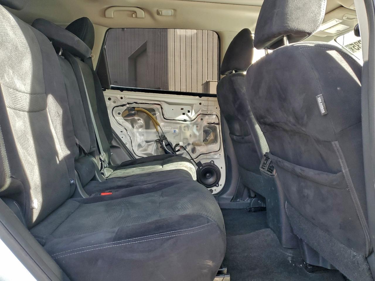 2016 NISSAN ROGUE S photo 11