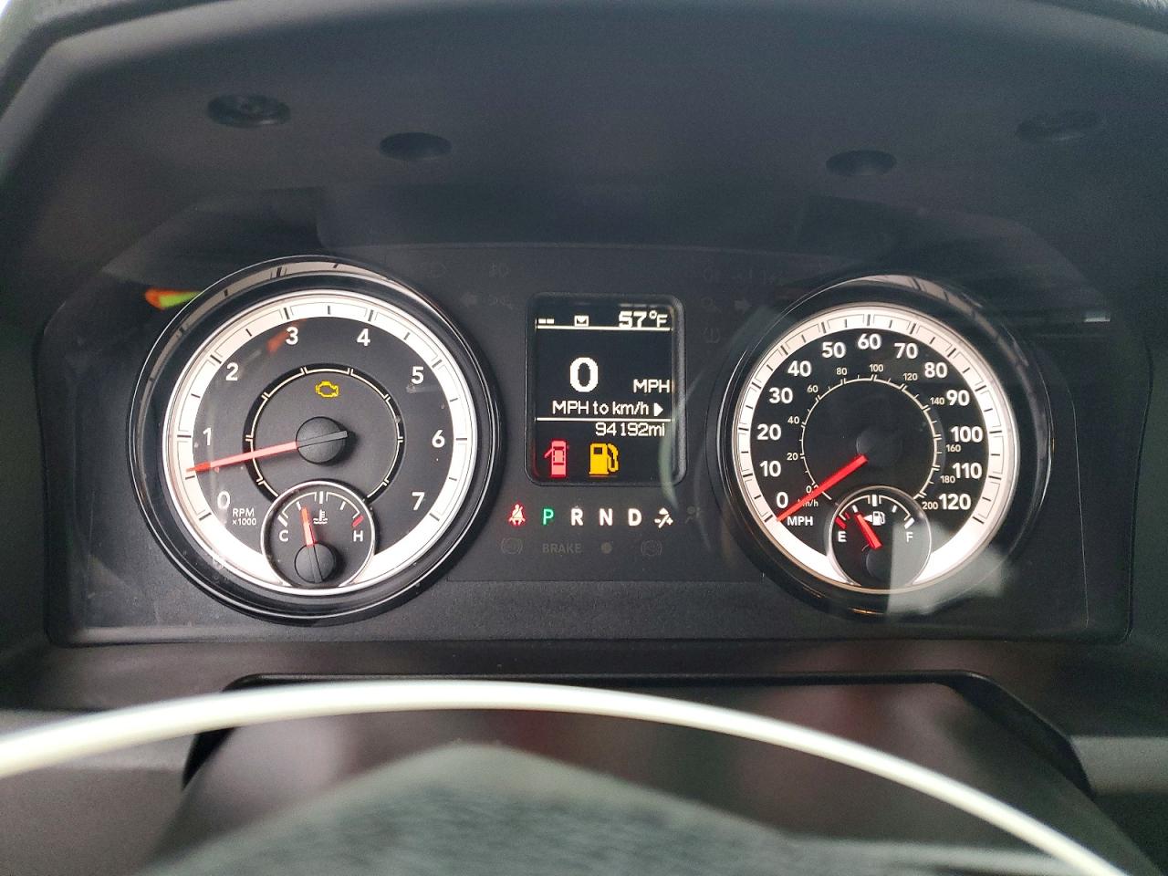 2021 RAM 1500 CLASSIC TRADESMAN photo 9