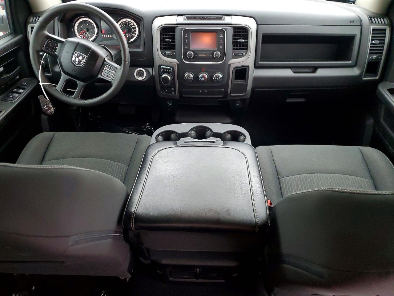 2021 RAM 1500 CLASSIC TRADESMAN photo 8