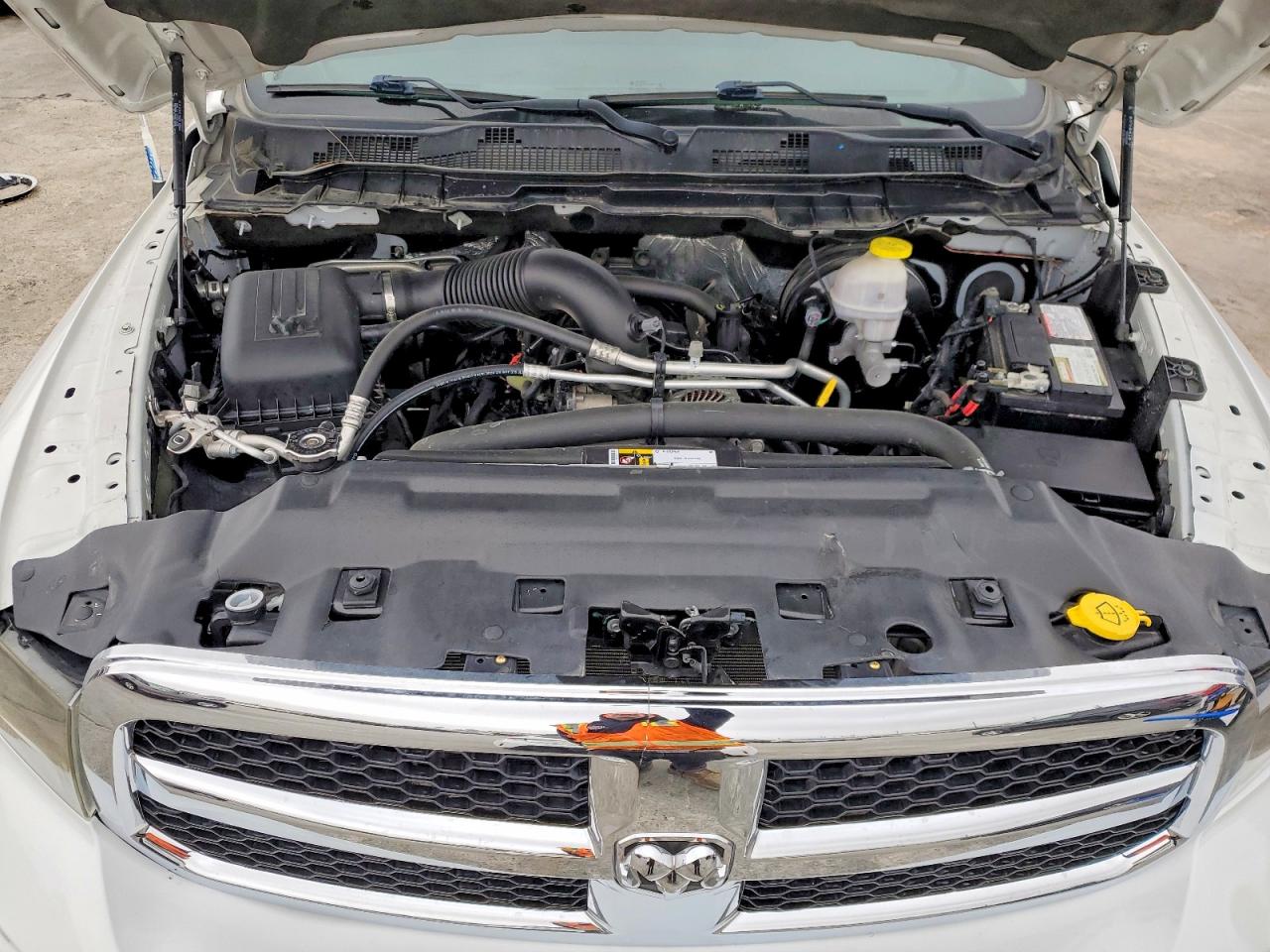 2021 RAM 1500 CLASSIC TRADESMAN photo 11