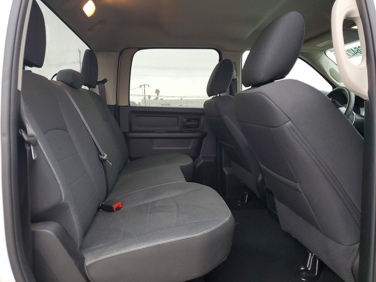 2021 RAM 1500 CLASSIC TRADESMAN photo 10