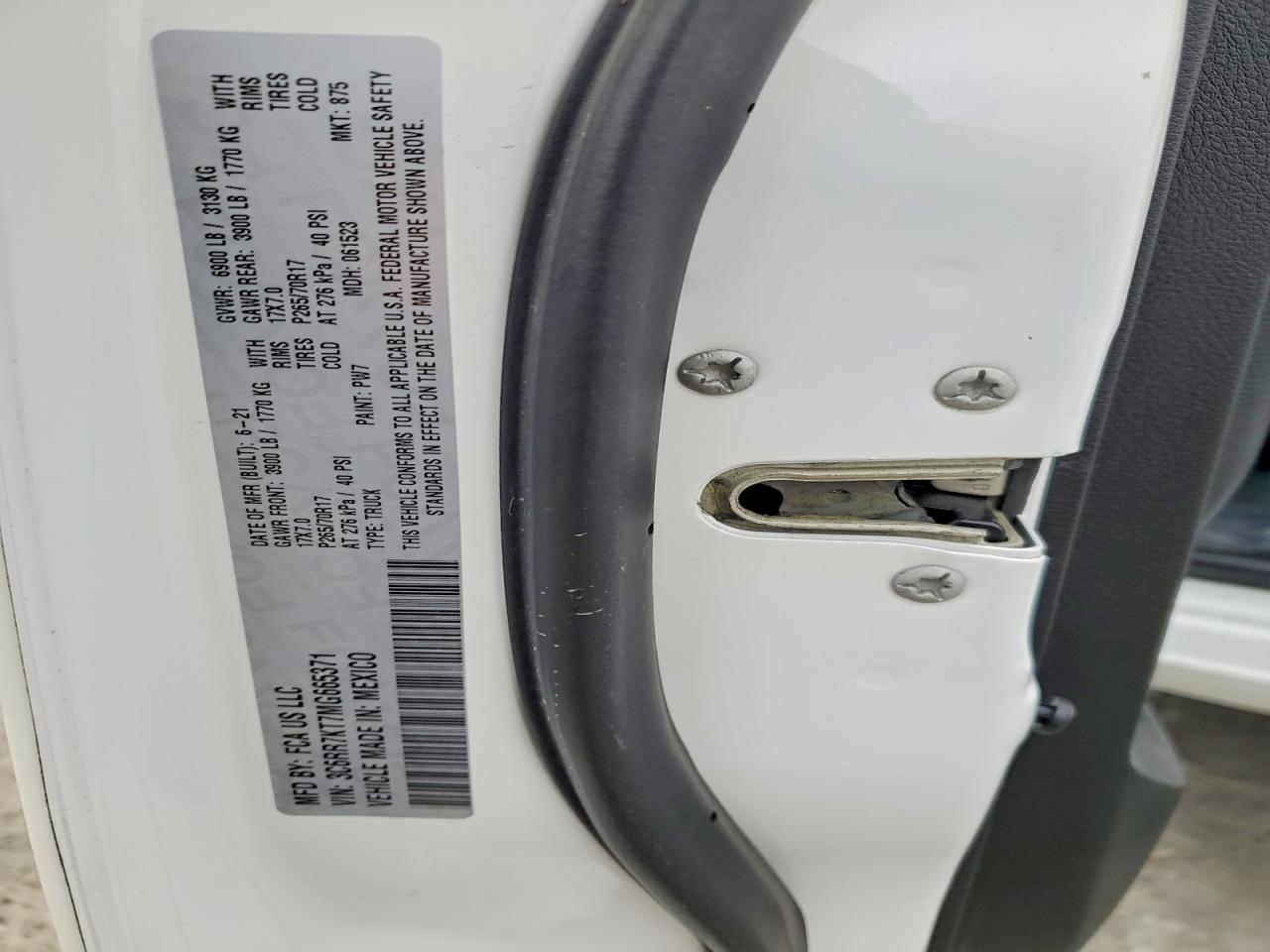 2021 RAM 1500 CLASSIC TRADESMAN photo 12