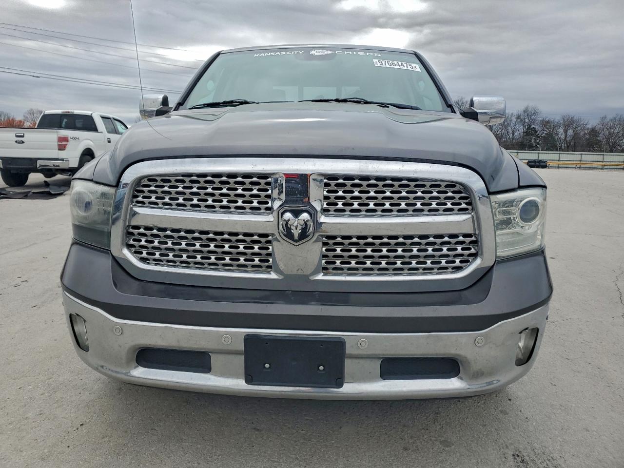 2015 RAM 1500 LARAMIE photo 5