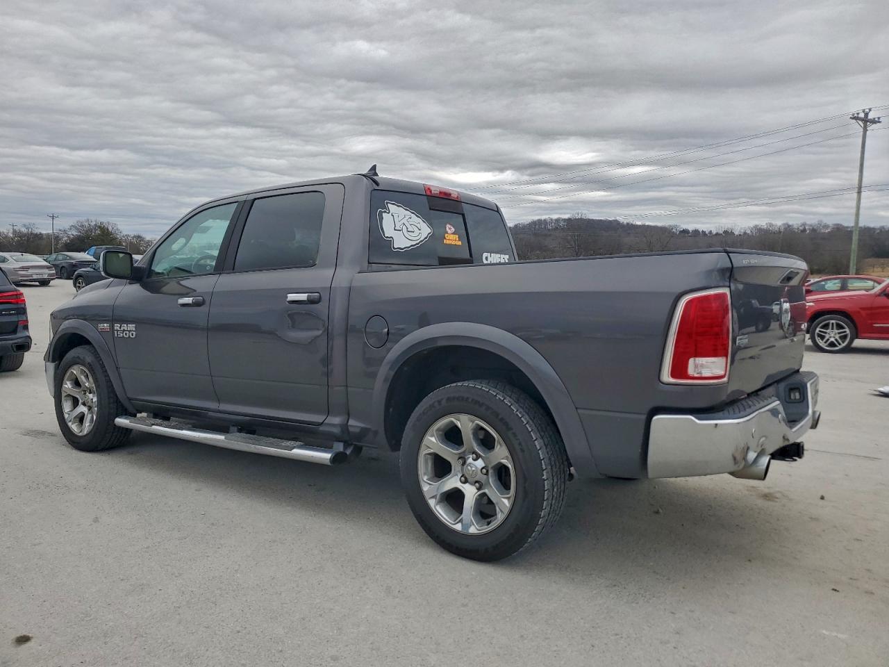 2015 RAM 1500 LARAMIE photo 2