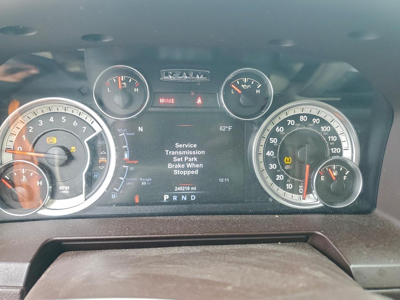 2015 RAM 1500 LARAMIE photo 9
