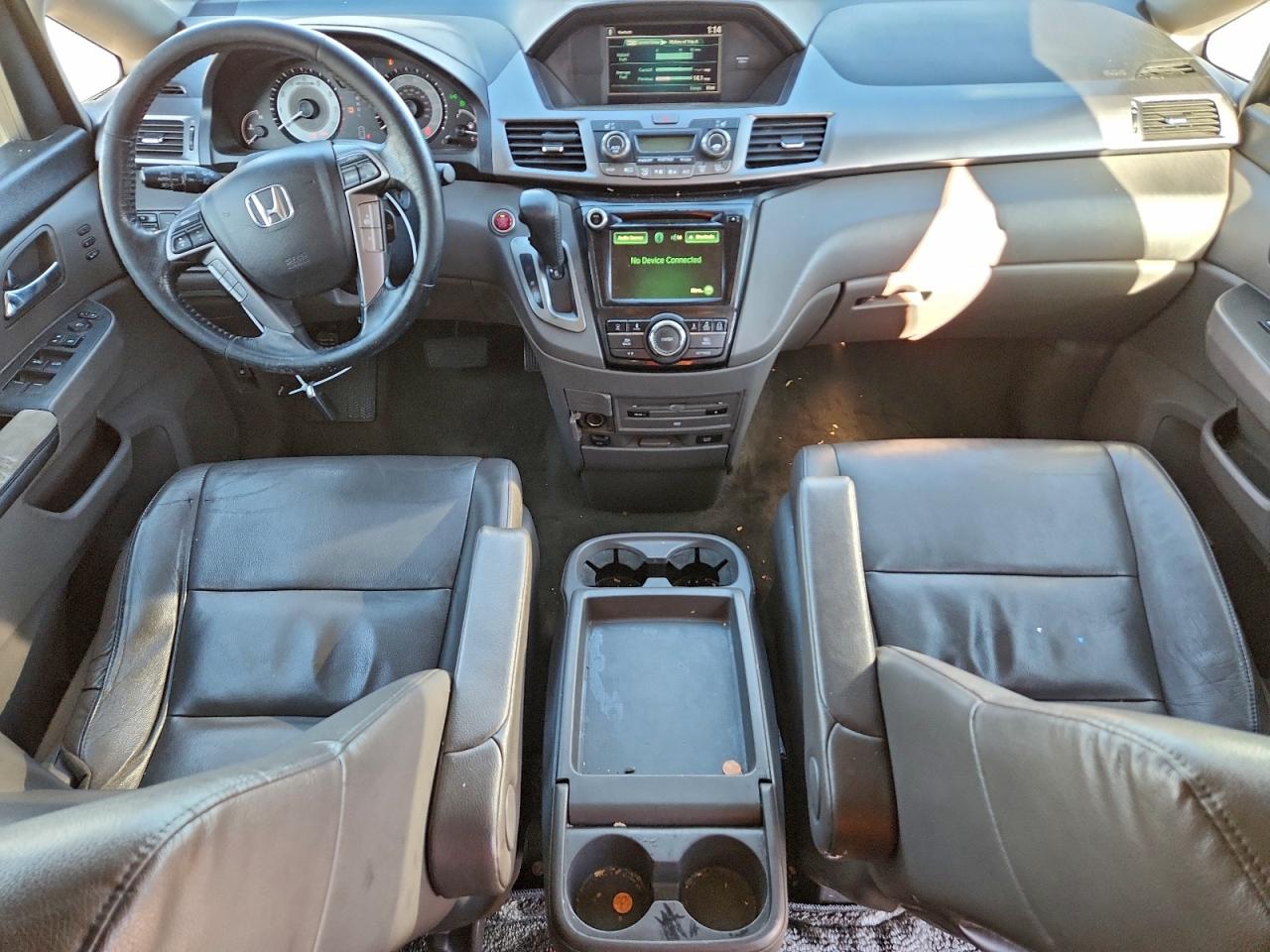 2014 HONDA ODYSSEY TOURING photo 8