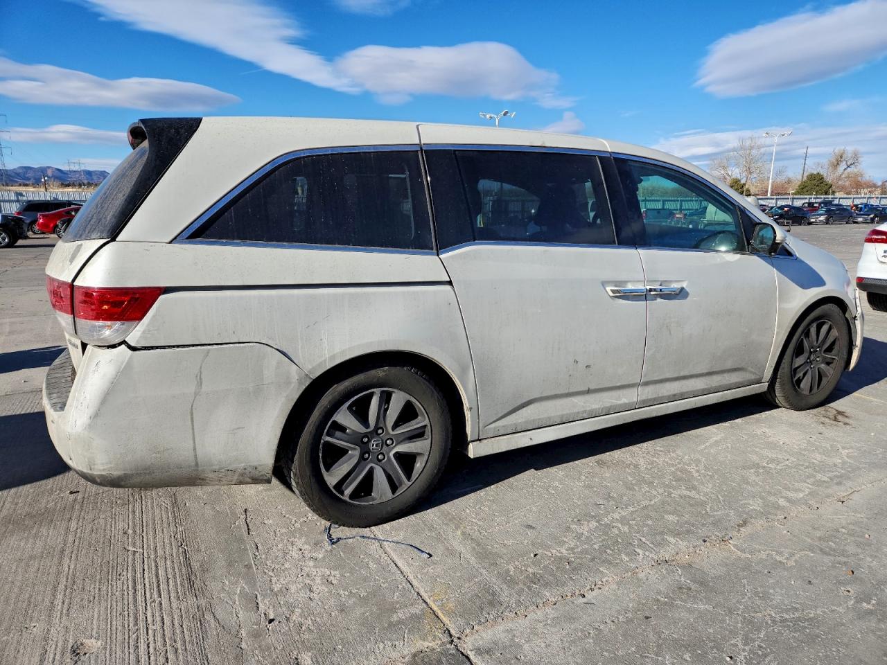 2014 HONDA ODYSSEY TOURING photo 3