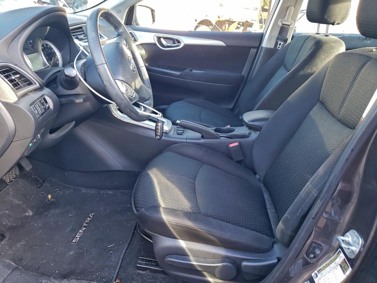 2015 NISSAN SENTRA S photo 7