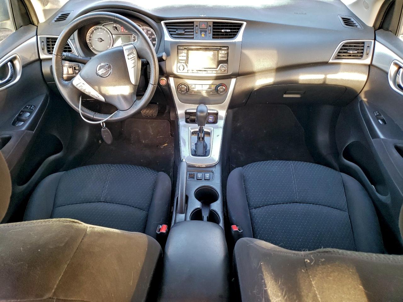 2015 NISSAN SENTRA S photo 8