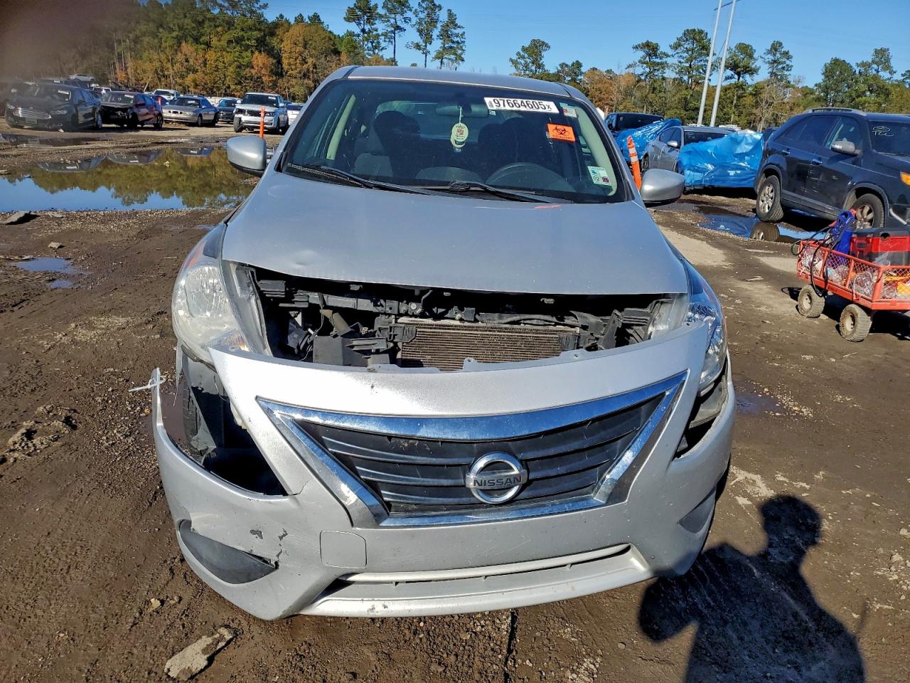 2019 NISSAN VERSA S photo 5