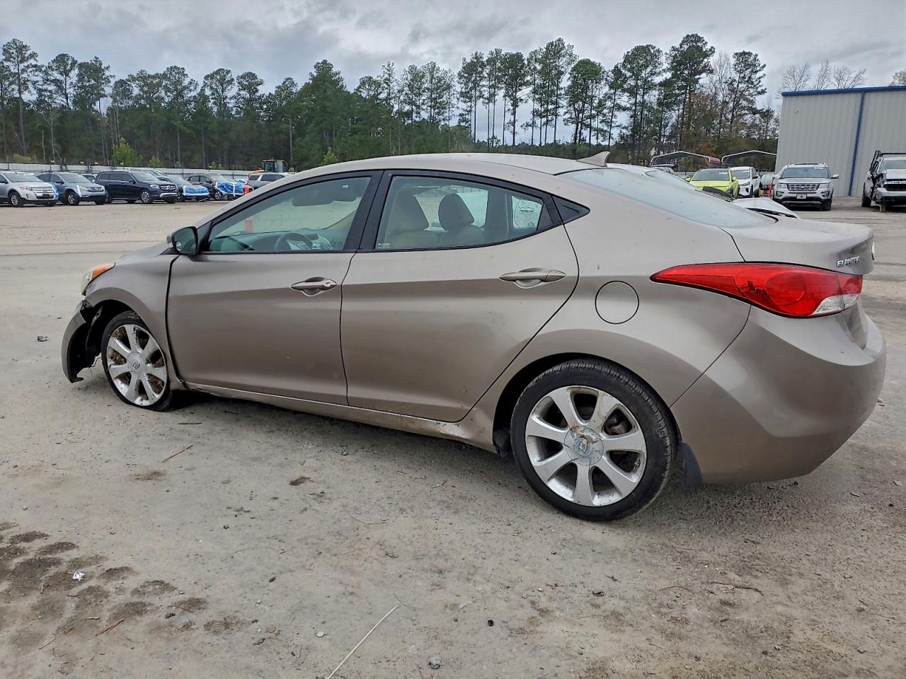 2013 HYUNDAI ELANTRA GLS photo 2