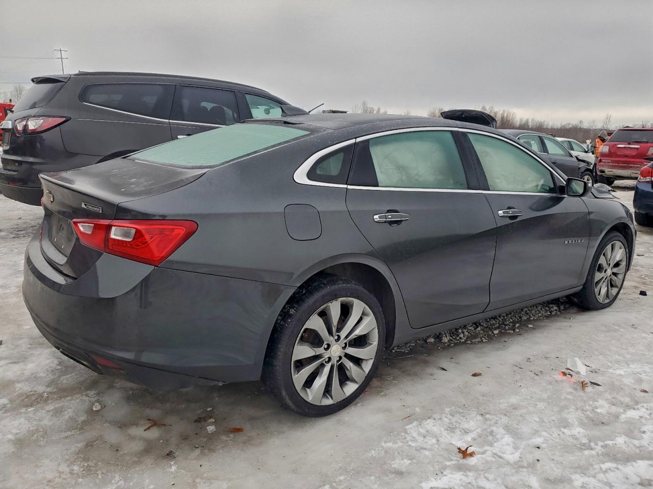 2016 CHEVROLET MALIBU PREMIER photo 3