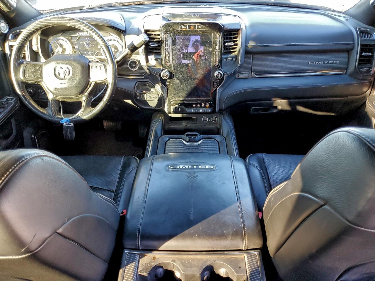 2021 RAM 3500 LIMITED photo 8