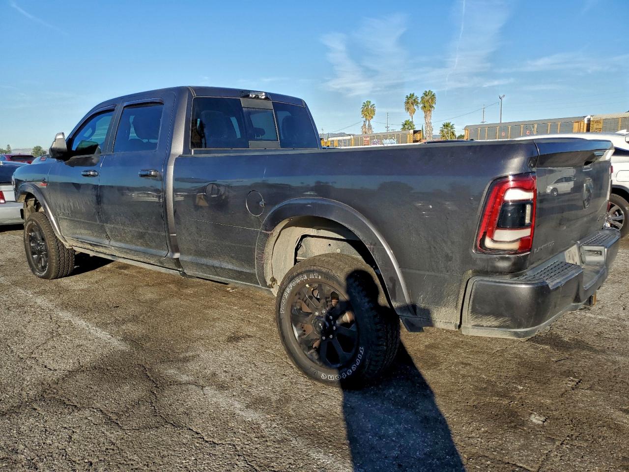 2021 RAM 3500 LIMITED photo 2